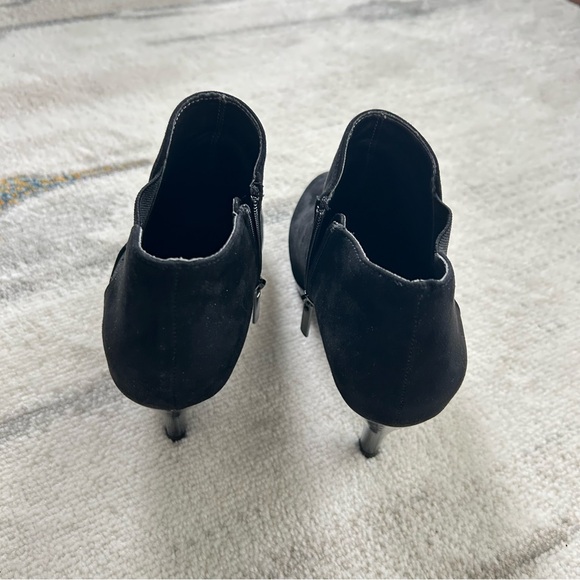 Bandolino Black Suede Ankle Booties with Kitten Heel - Picture 4 of 5